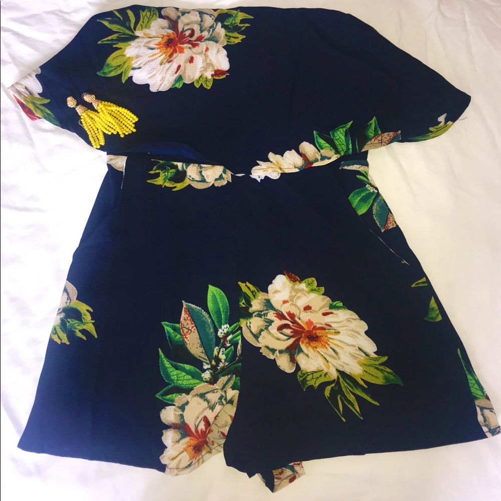 Navy blue Tropical Romper🌴